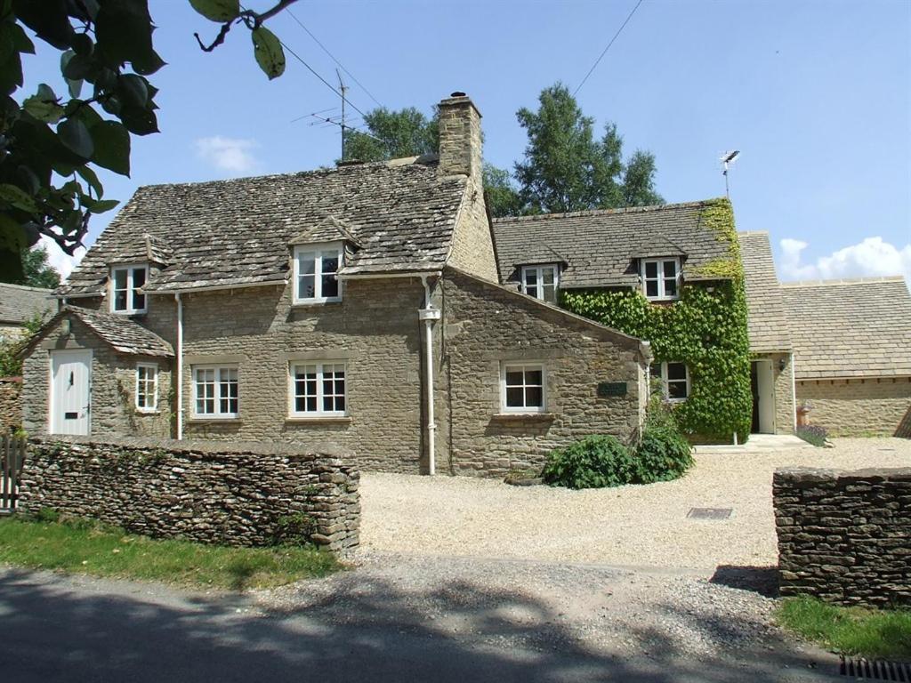 Well Cottage B And B Cirencester Bagian luar foto