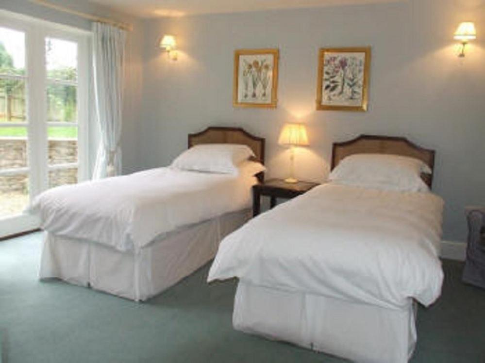 Well Cottage B And B Cirencester Bagian luar foto